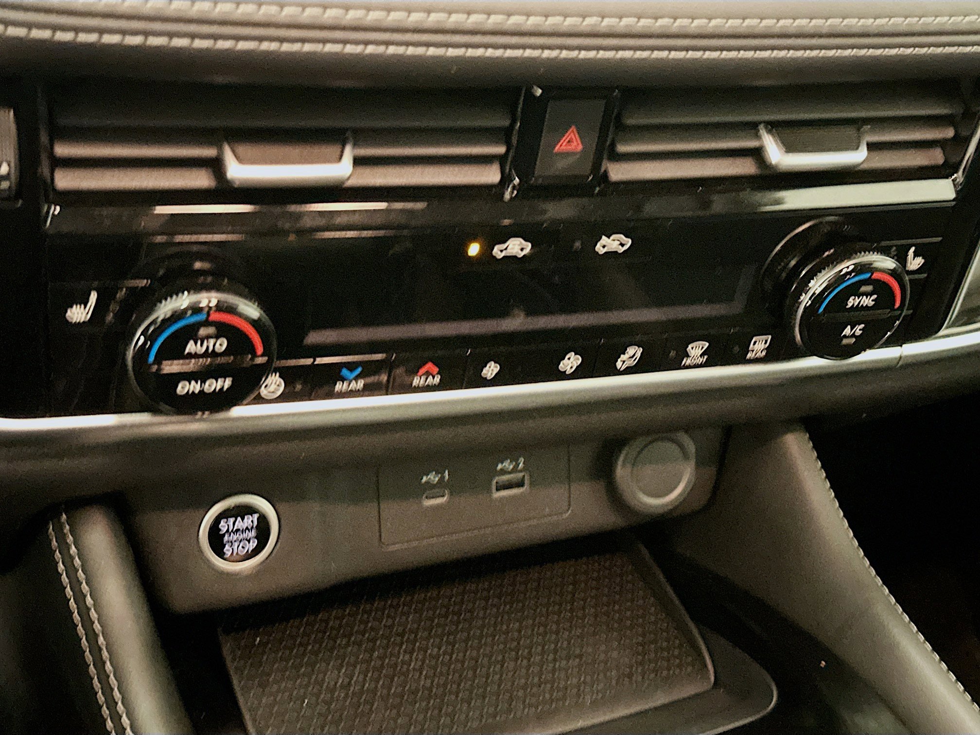 Used 2023 Nissan Rogue SL w/ SL Premium Package image 24