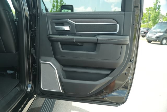 New 2026 RAM 2500 Laramie AWD/4WD image 20