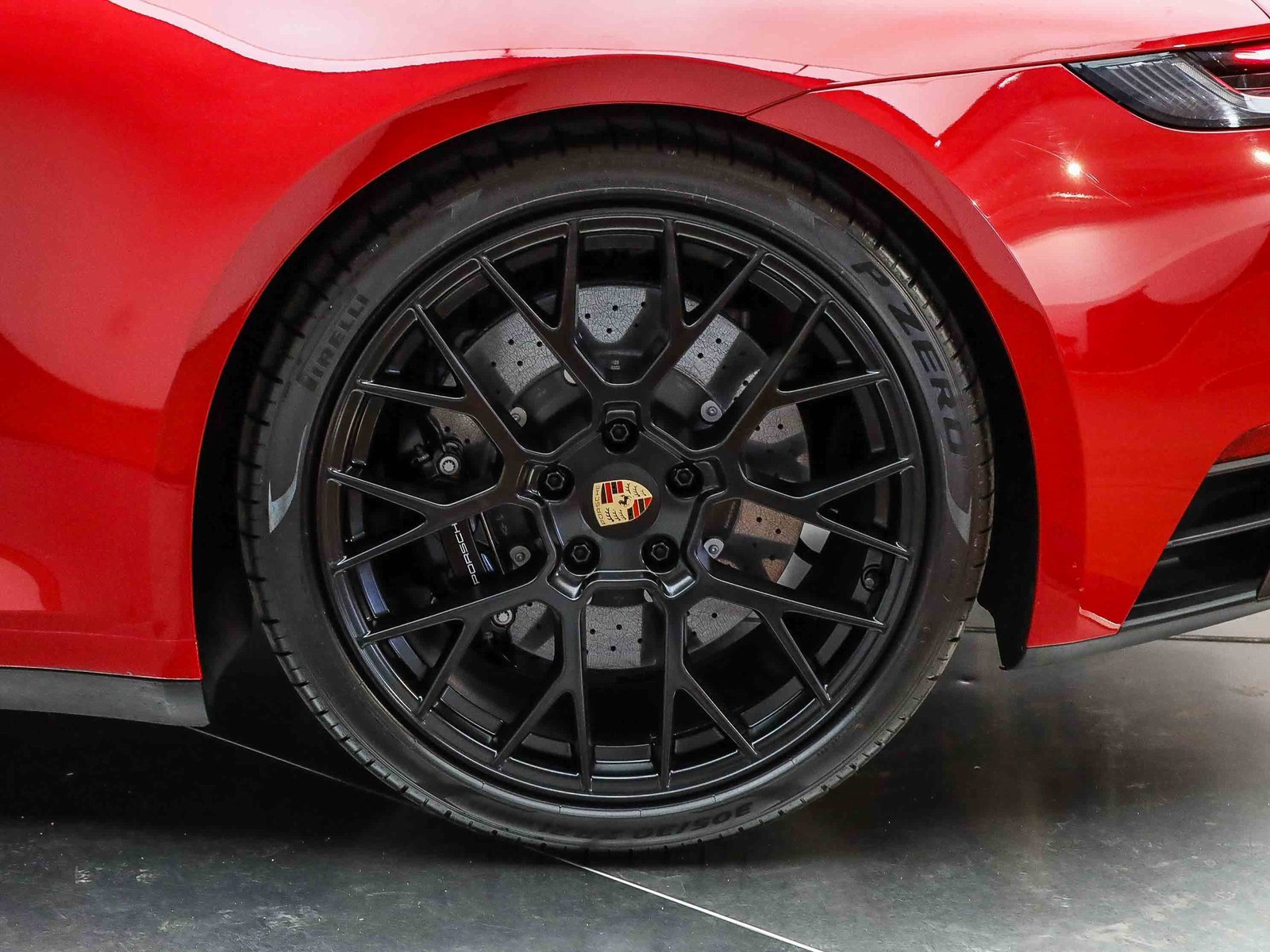 Used 2024 Porsche 911 Carrera S image 9