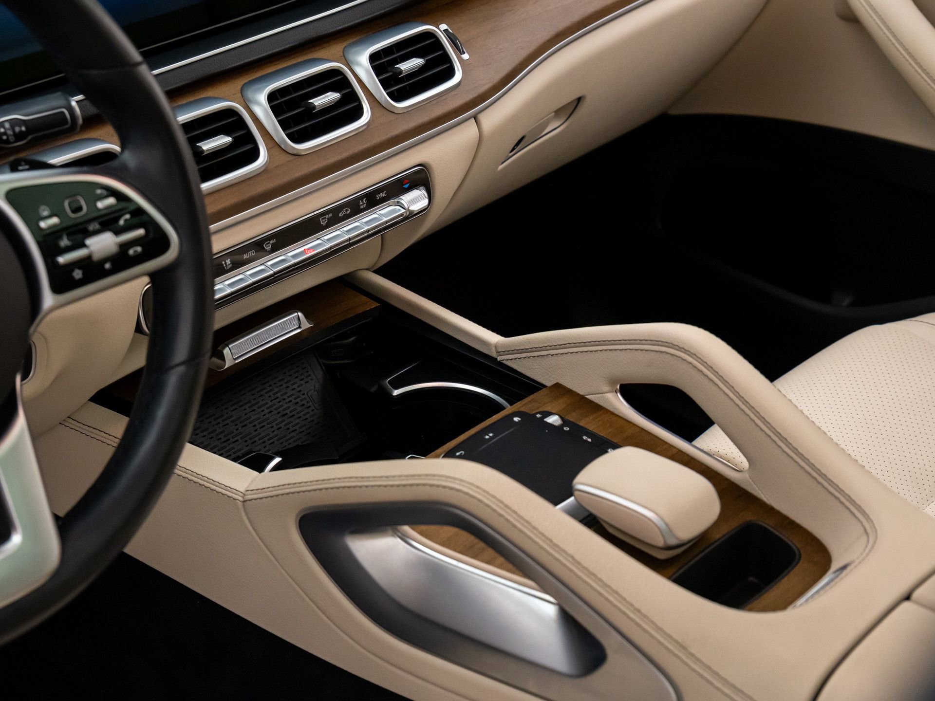 Used 2023 Mercedes-Benz GLE 350 4MATIC image 13