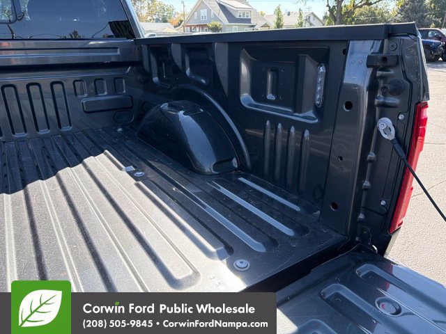 Used 2019 Ford F150 XLT w/ Equipment Group 302A Luxury AWD/4WD image 32