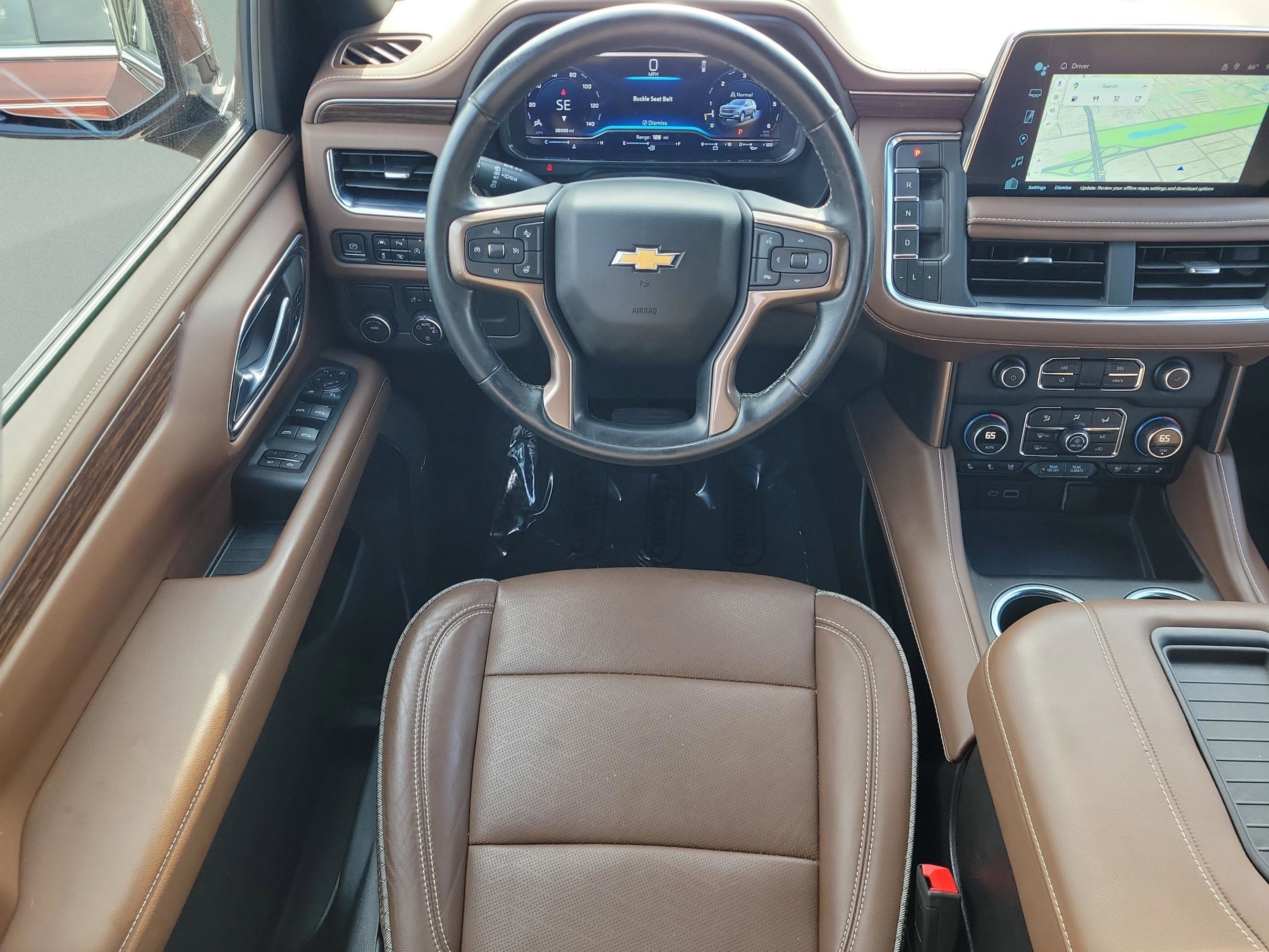 Used 2023 Chevrolet Suburban High Country image 19