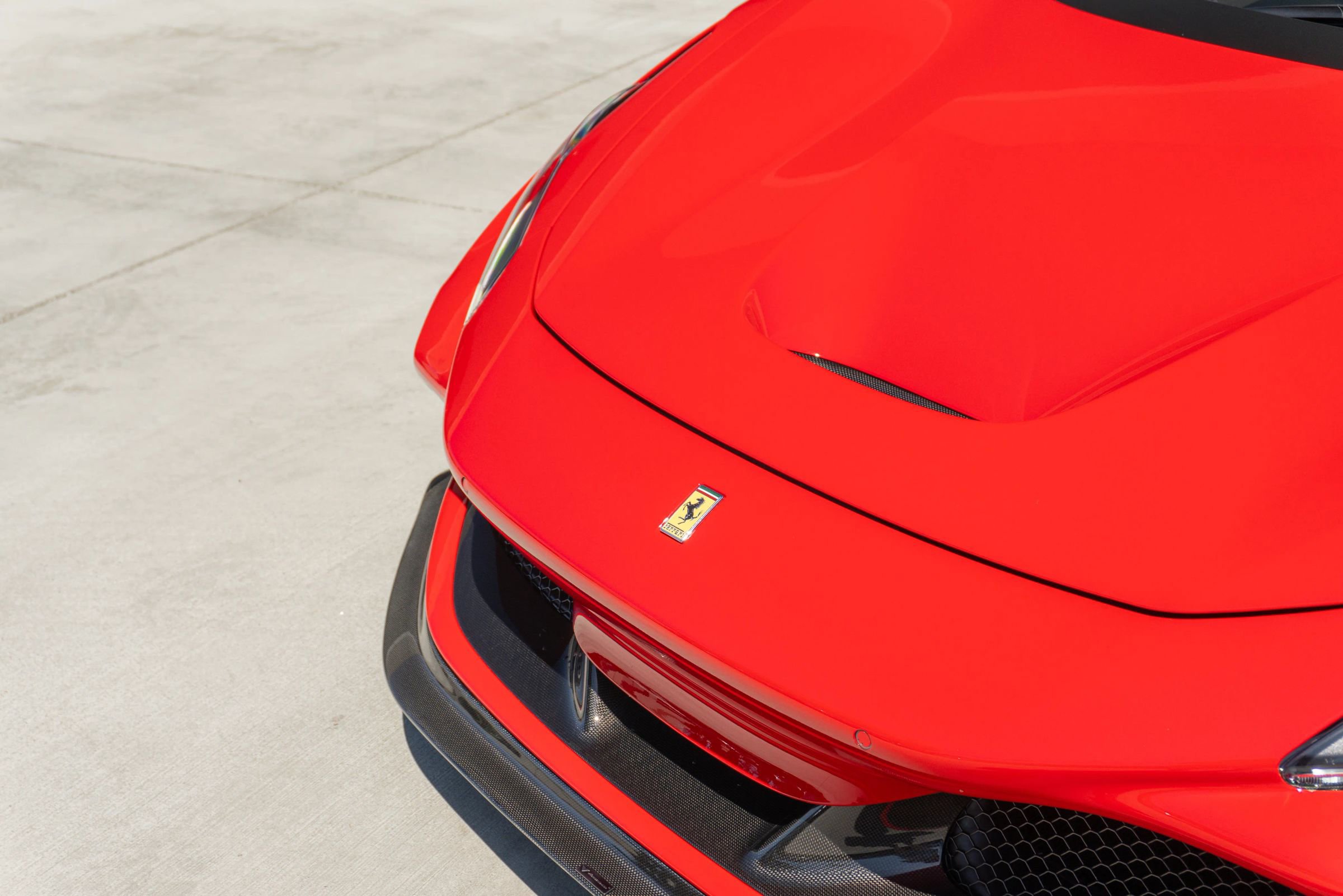 Used 2020 Ferrari F8 Tributo image 26