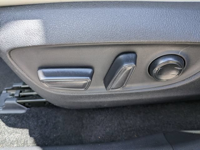 Used 2021 Toyota RAV4 XLE Premium FWD image 20