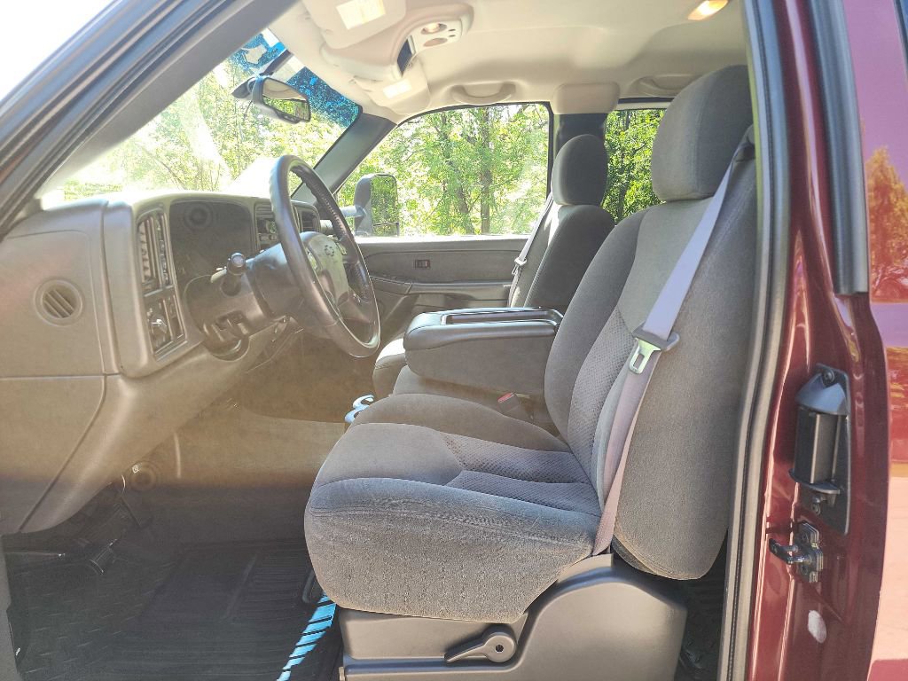 Used 2003 Chevrolet Silverado 2500 LS image 16