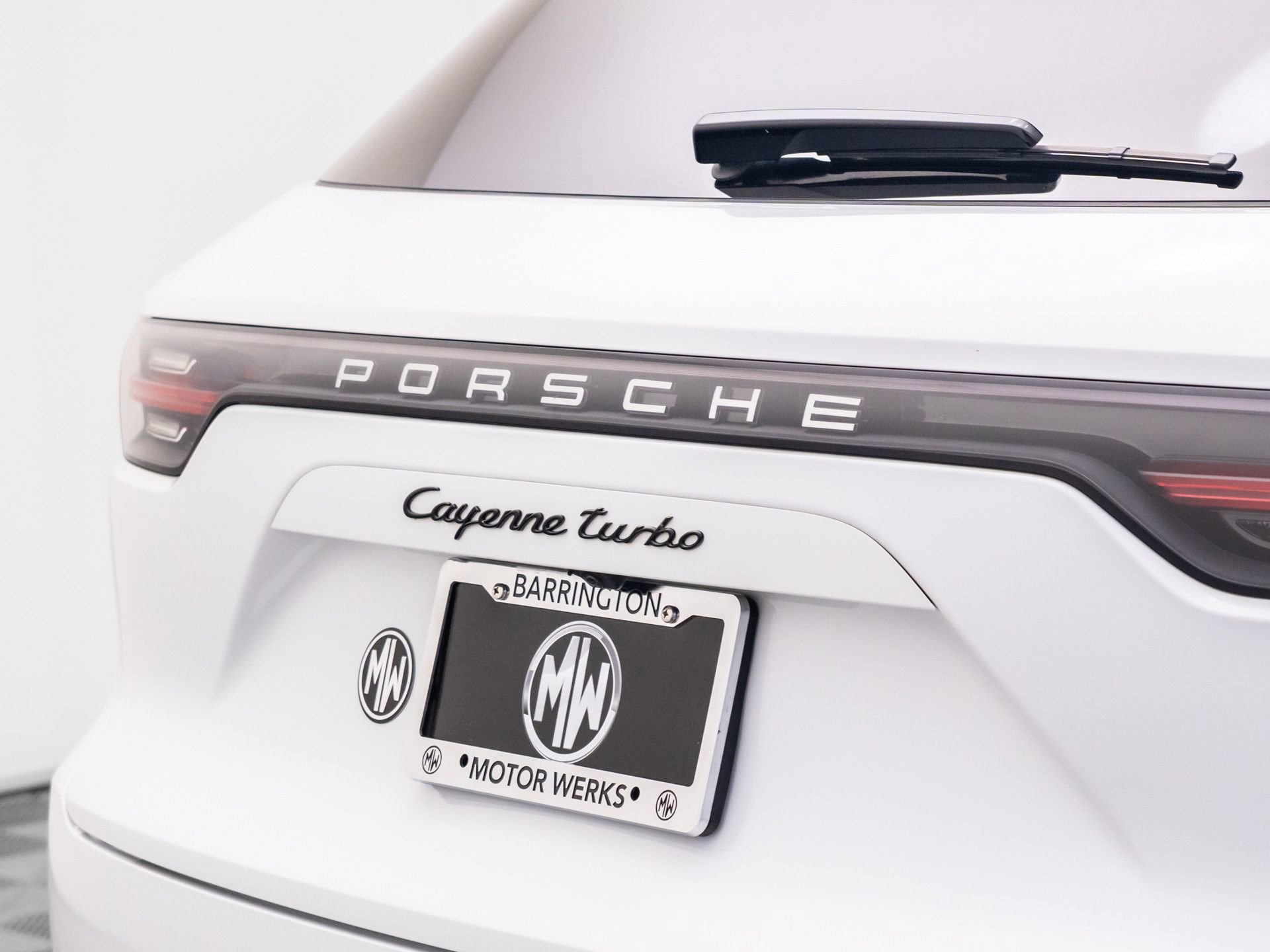 Certified 2023 Porsche Cayenne Turbo AWD/4WD image 34