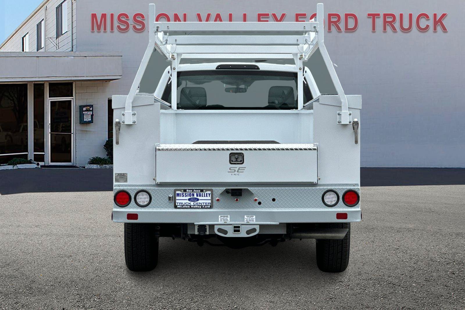 New 2025 Ford F350 XL w/ XL Chrome Package RWD image 5