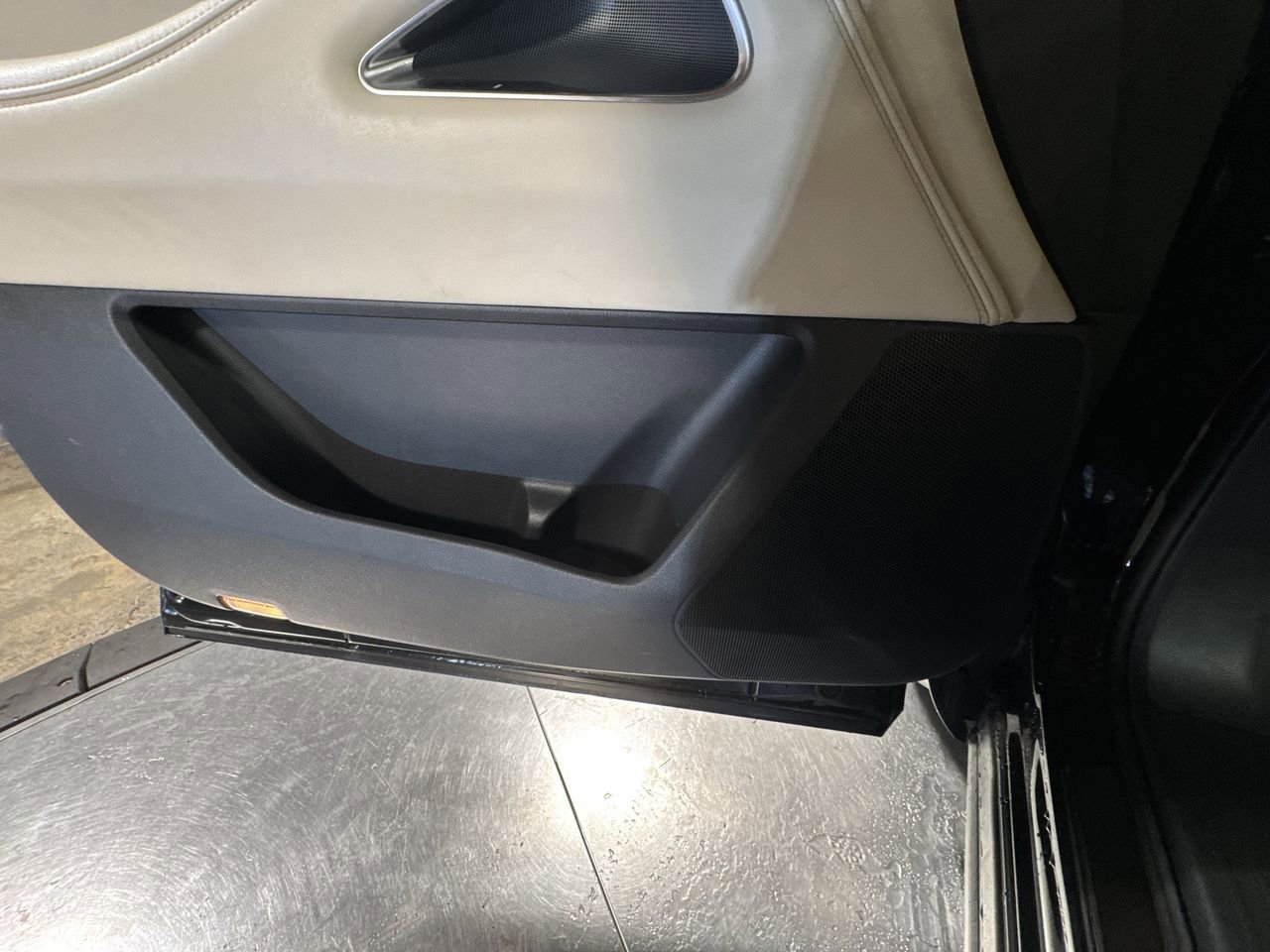 Certified 2024 INFINITI QX60 Sensory w/ Vision Package image 22