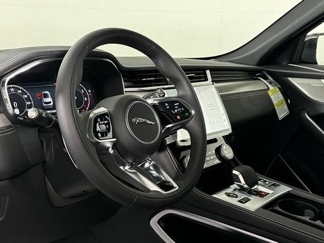 New 2026 Jaguar F-PACE R-Dynamic S AWD/4WD image 43