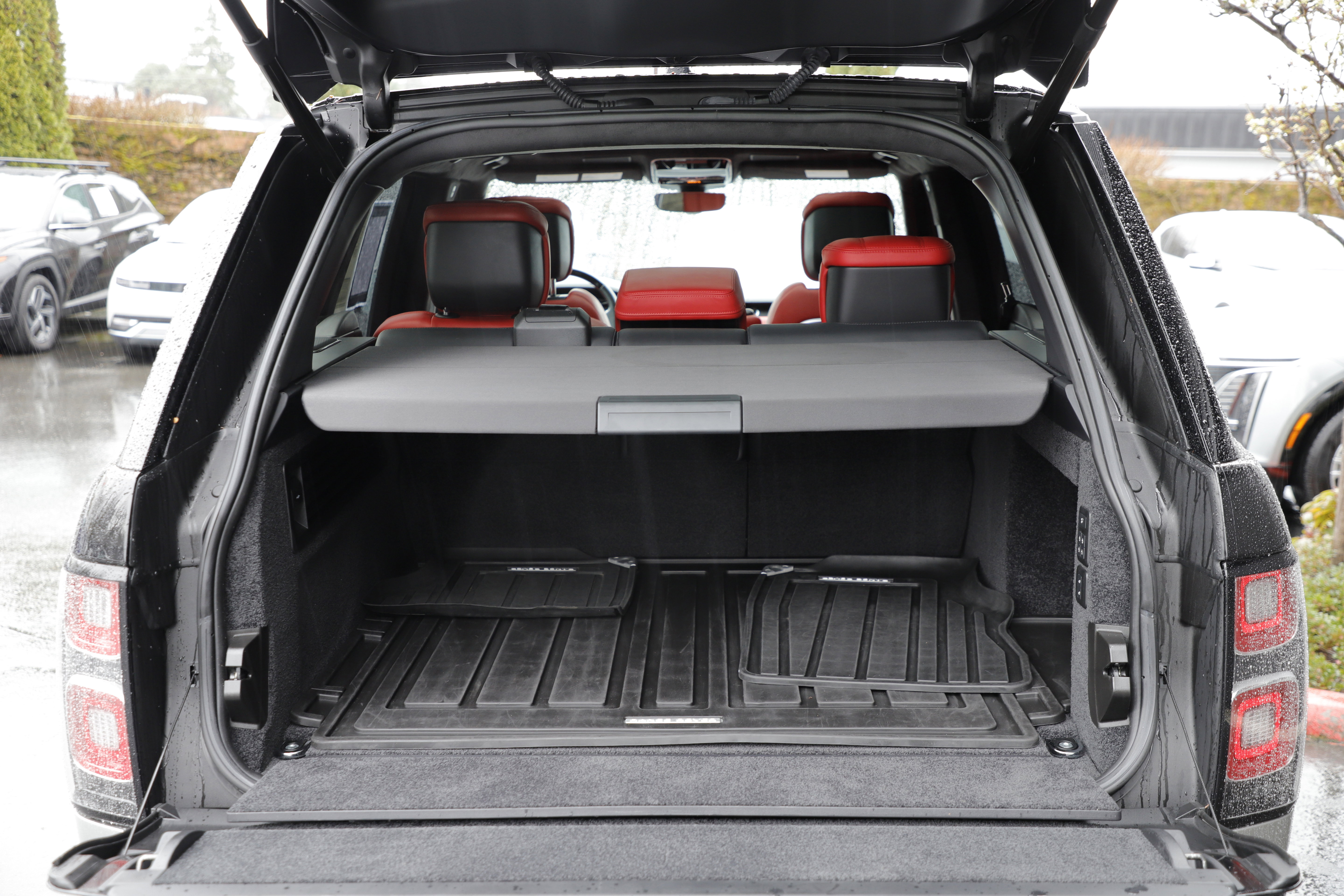 Certified 2022 Land Rover Range Rover Autobiography image 12