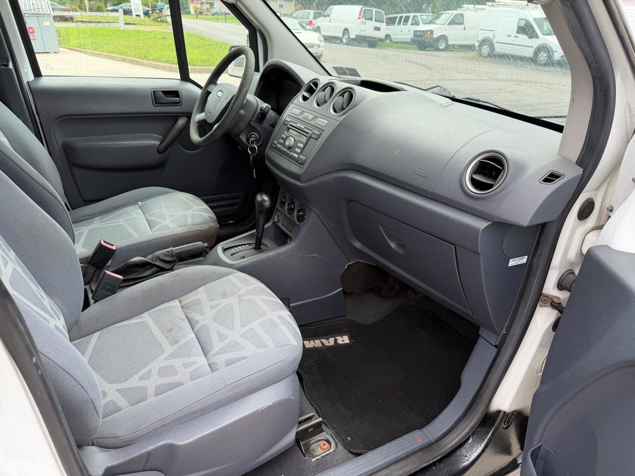 Used 2011 Ford Transit Connect XLT FWD image 15