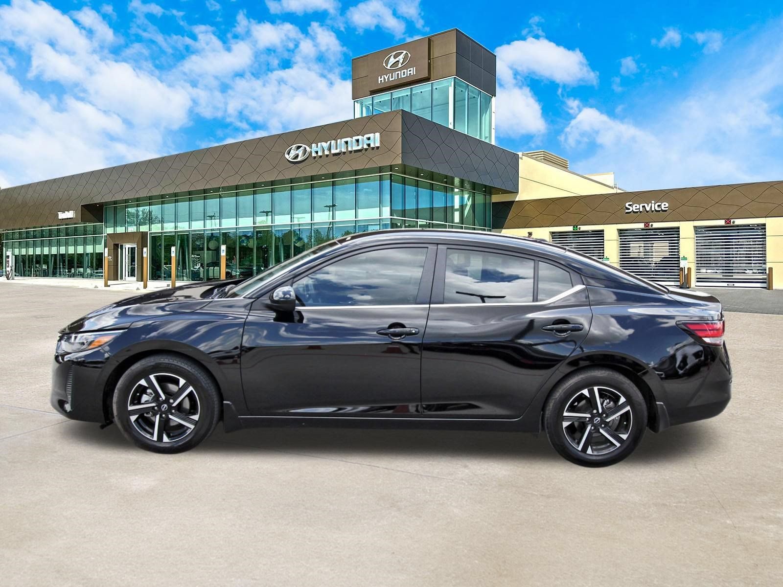 Used 2025 Nissan Sentra SV w/ All-Weather Package FWD image 9