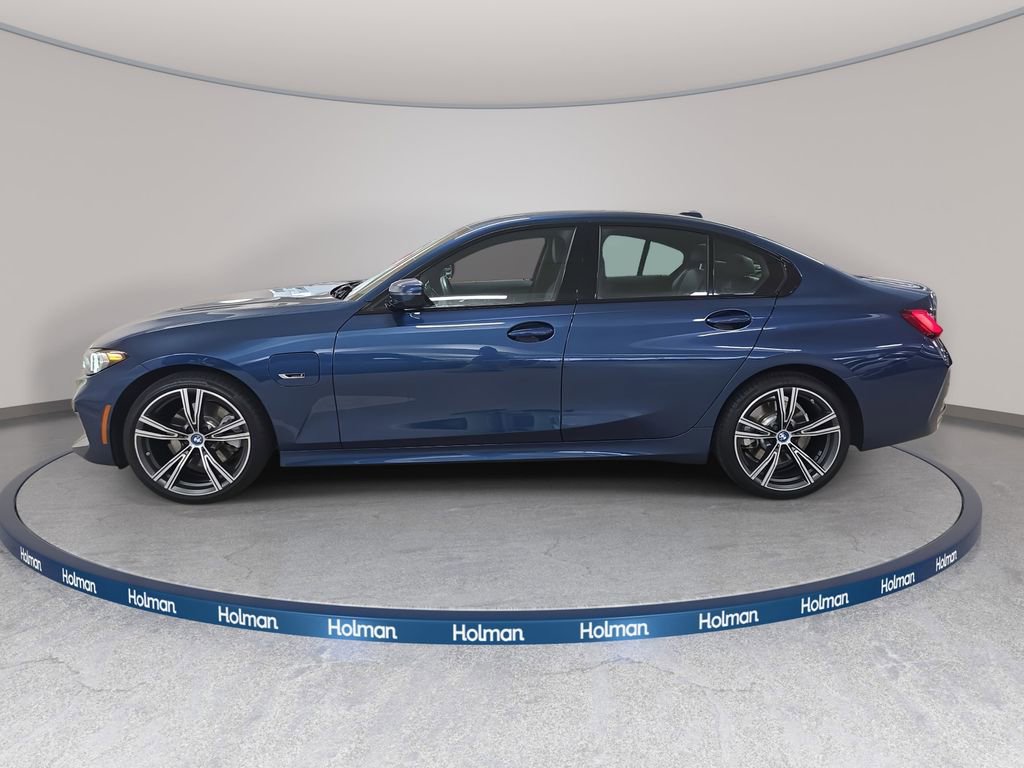 Certified 2023 BMW 330e w/ Driving Assistance Package image 11