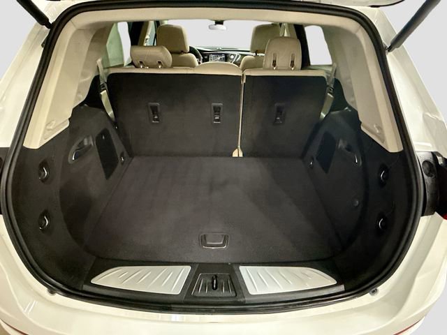 Used 2019 Buick Envision Premium w/ Driver Confidence Package image 28