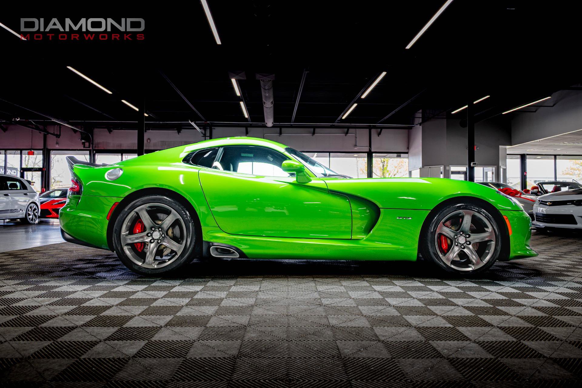 Used 2014 SRT Viper GTS RWD image 27