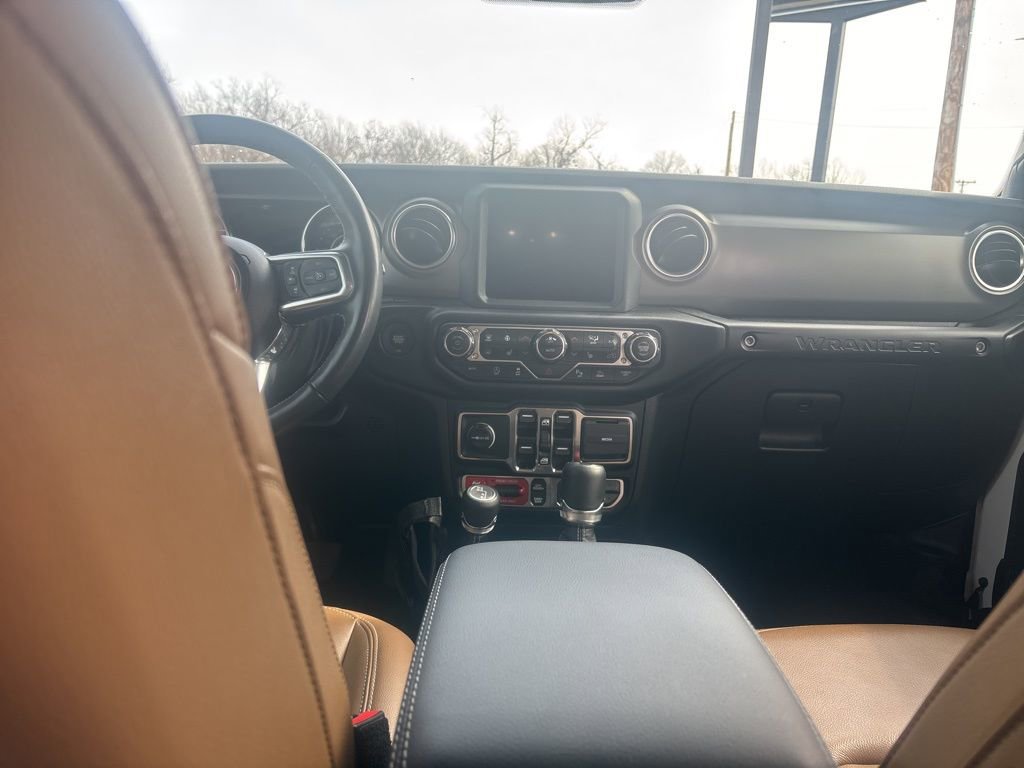 Used 2022 Jeep Wrangler Unlimited Rubicon w/ Steel Bumper Group image 11