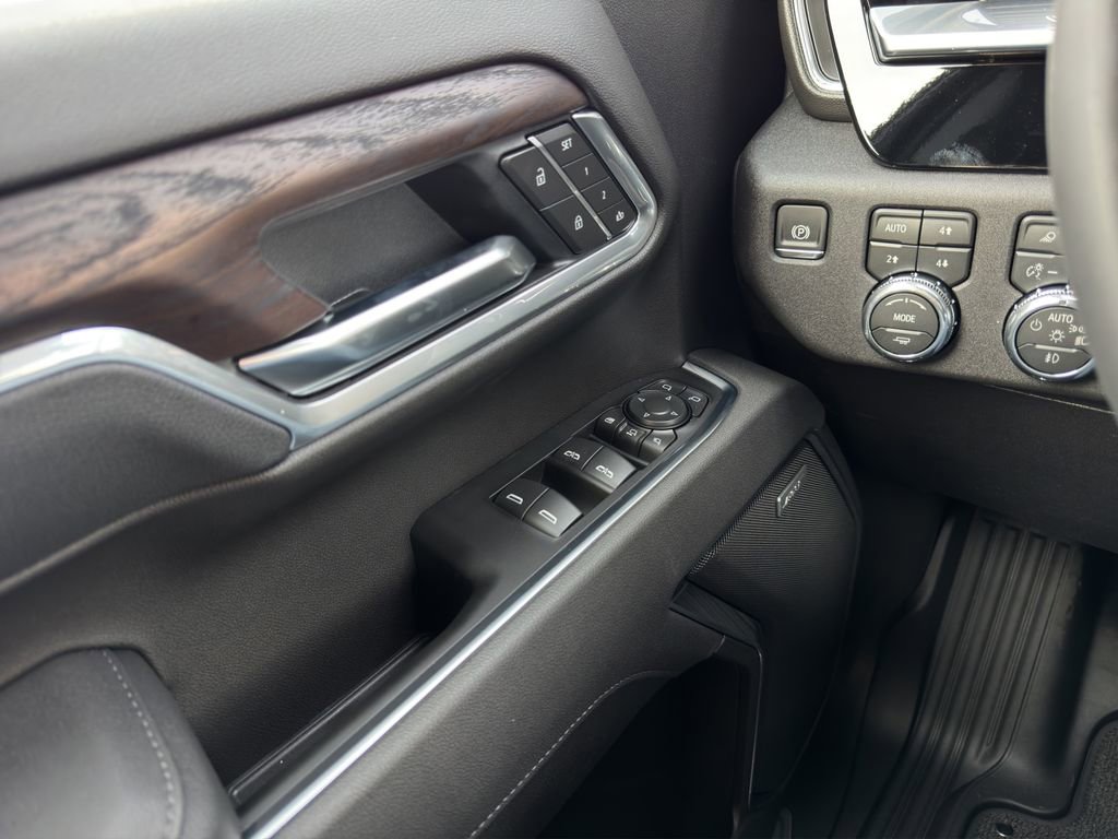 New 2026 GMC Sierra 2500 SLT w/ SLT Convenience Package image 12