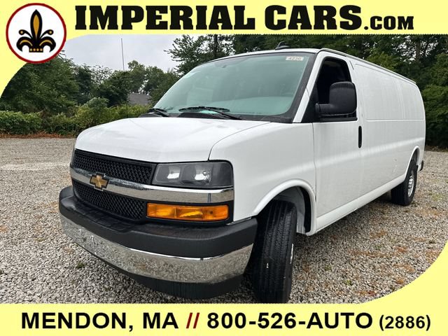 New 2026 Chevrolet Express 3500 Extended w/ Driver Convenience Package RWD image 5