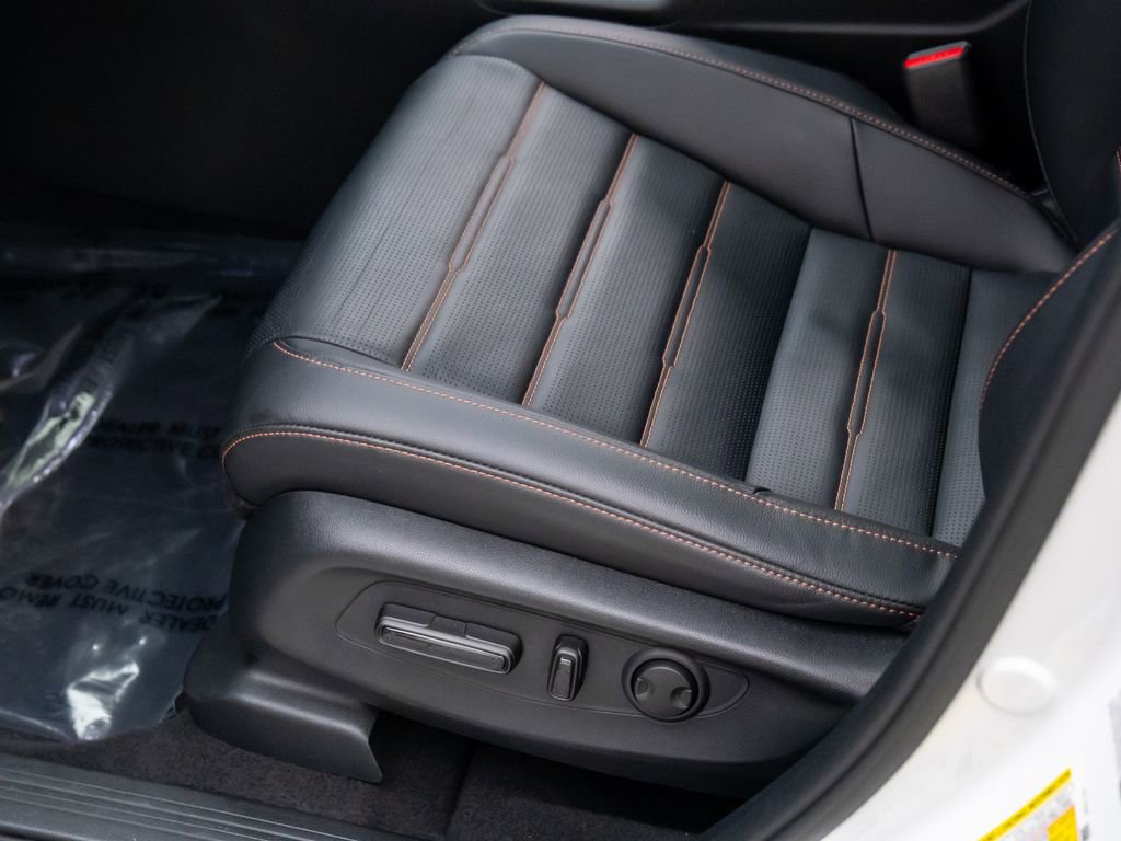 Certified 2023 Honda CR-V Sport Touring image 15