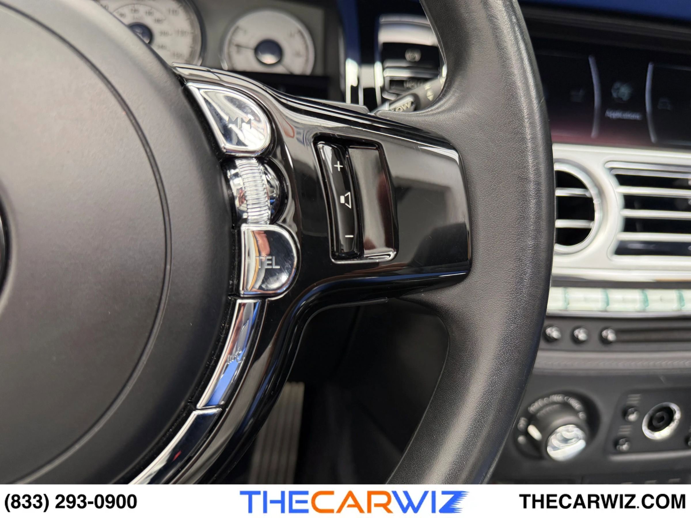 Used 2019 Rolls-Royce Dawn image 46