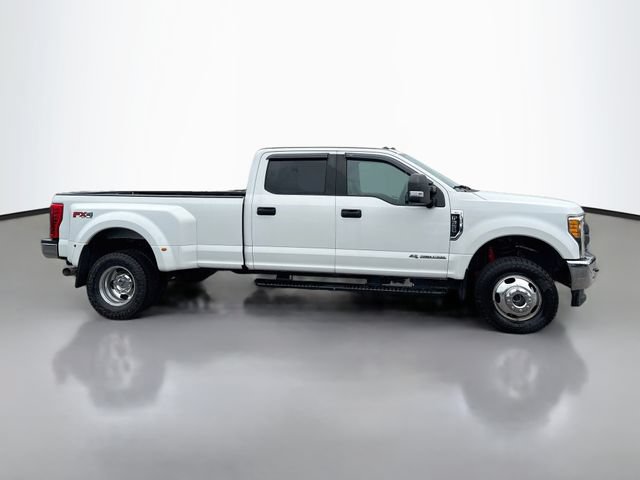 Used 2017 Ford F350 XL w/ Power Equipment Group AWD/4WD image 5