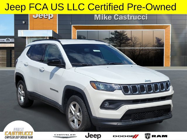 Used 2023 Jeep Compass Latitude AWD/4WD image 1