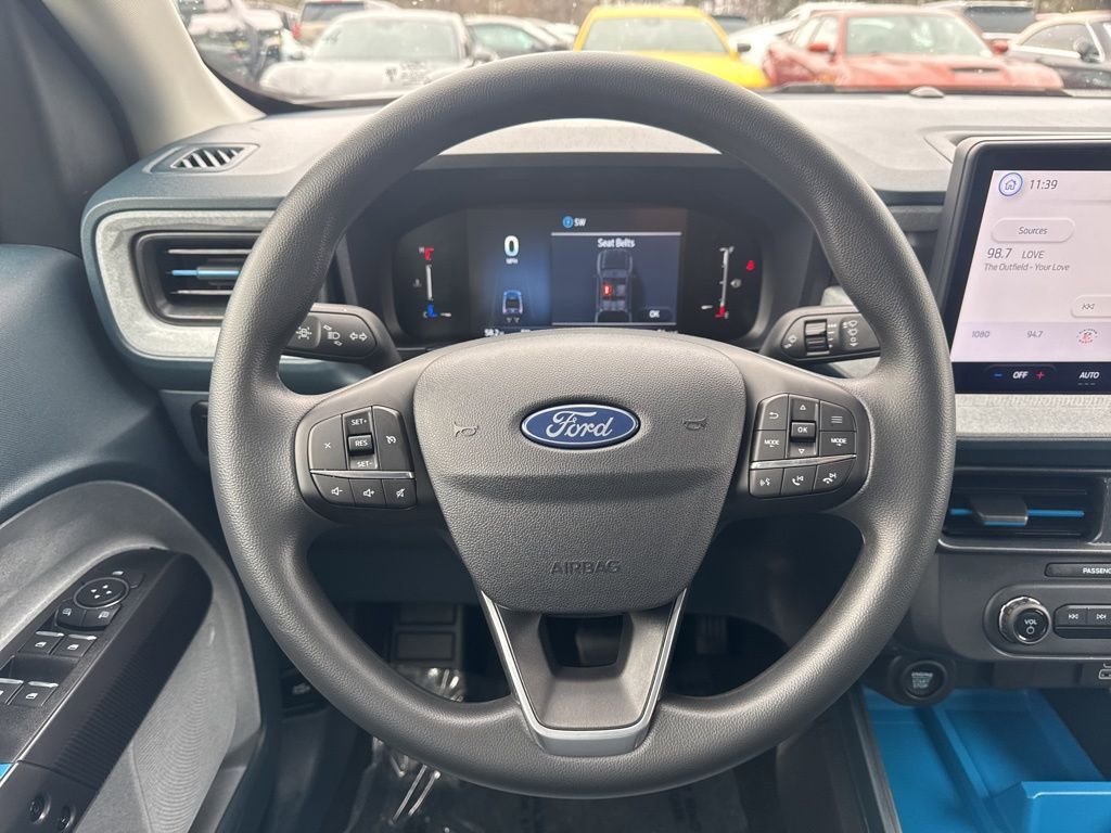 Used 2025 Ford Maverick XLT w/ Equipment Group 302A AWD/4WD image 12