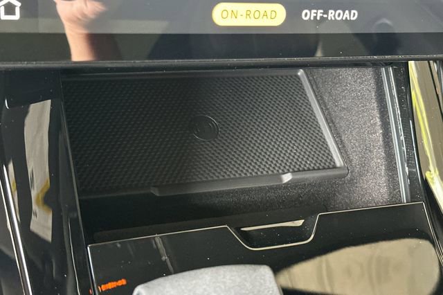 New 2026 Land Rover Range Rover Sport SE AWD/4WD image 19