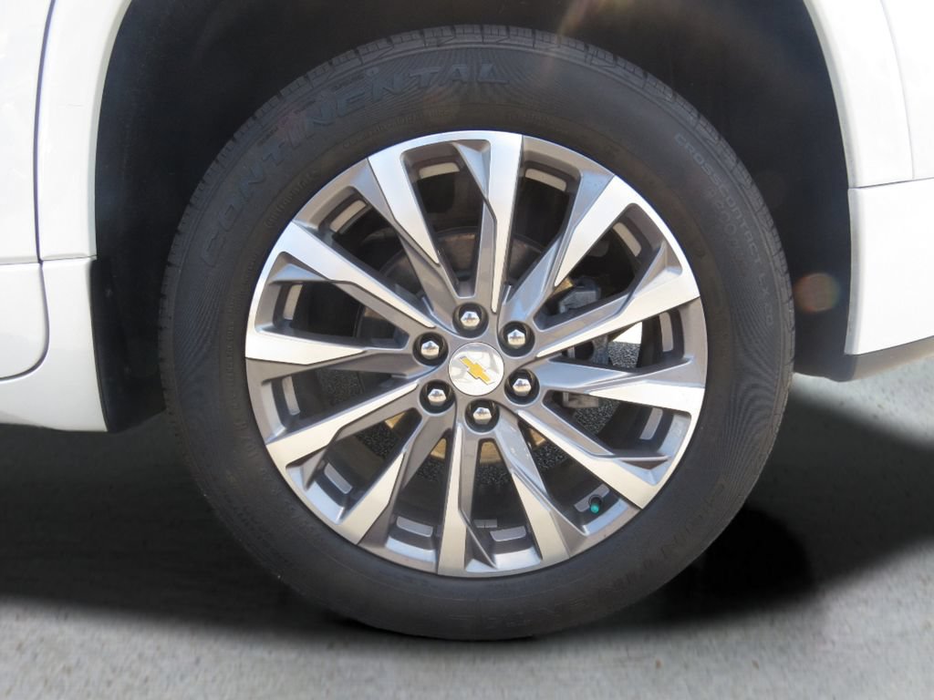 Certified 2023 Chevrolet Traverse Premier FWD image 23