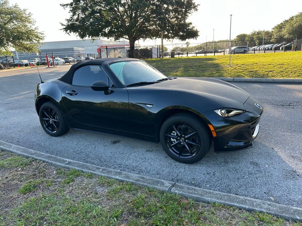 Used 2024 MAZDA MX-5 Miata Sport image 7
