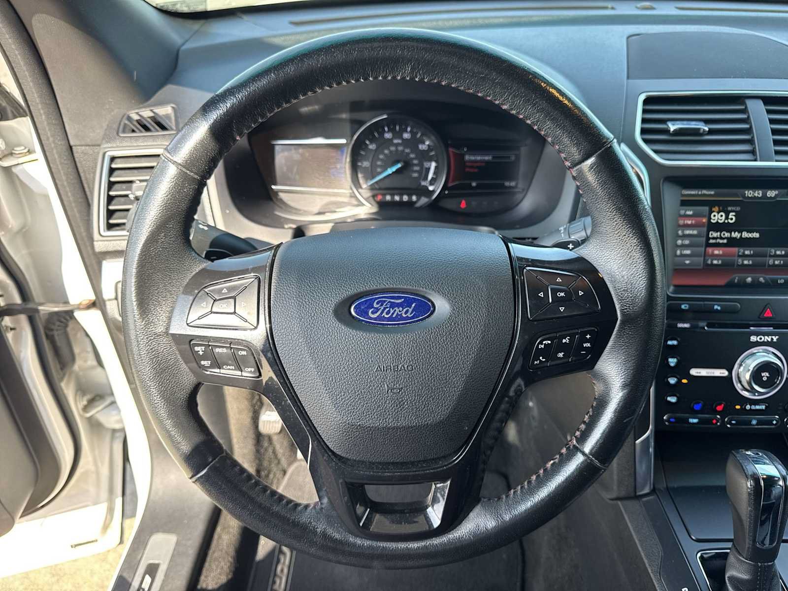 Used 2016 Ford Explorer Sport w/ Equipment Group 401A AWD/4WD image 25
