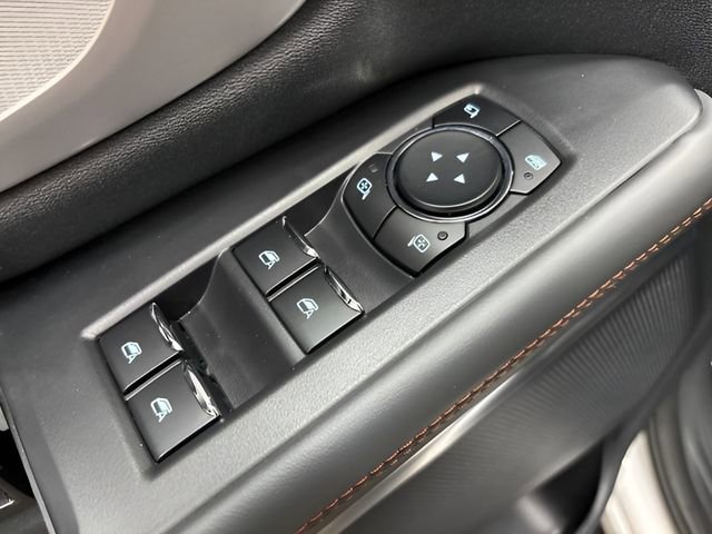 Used 2025 Ford Expedition Max Active image 11