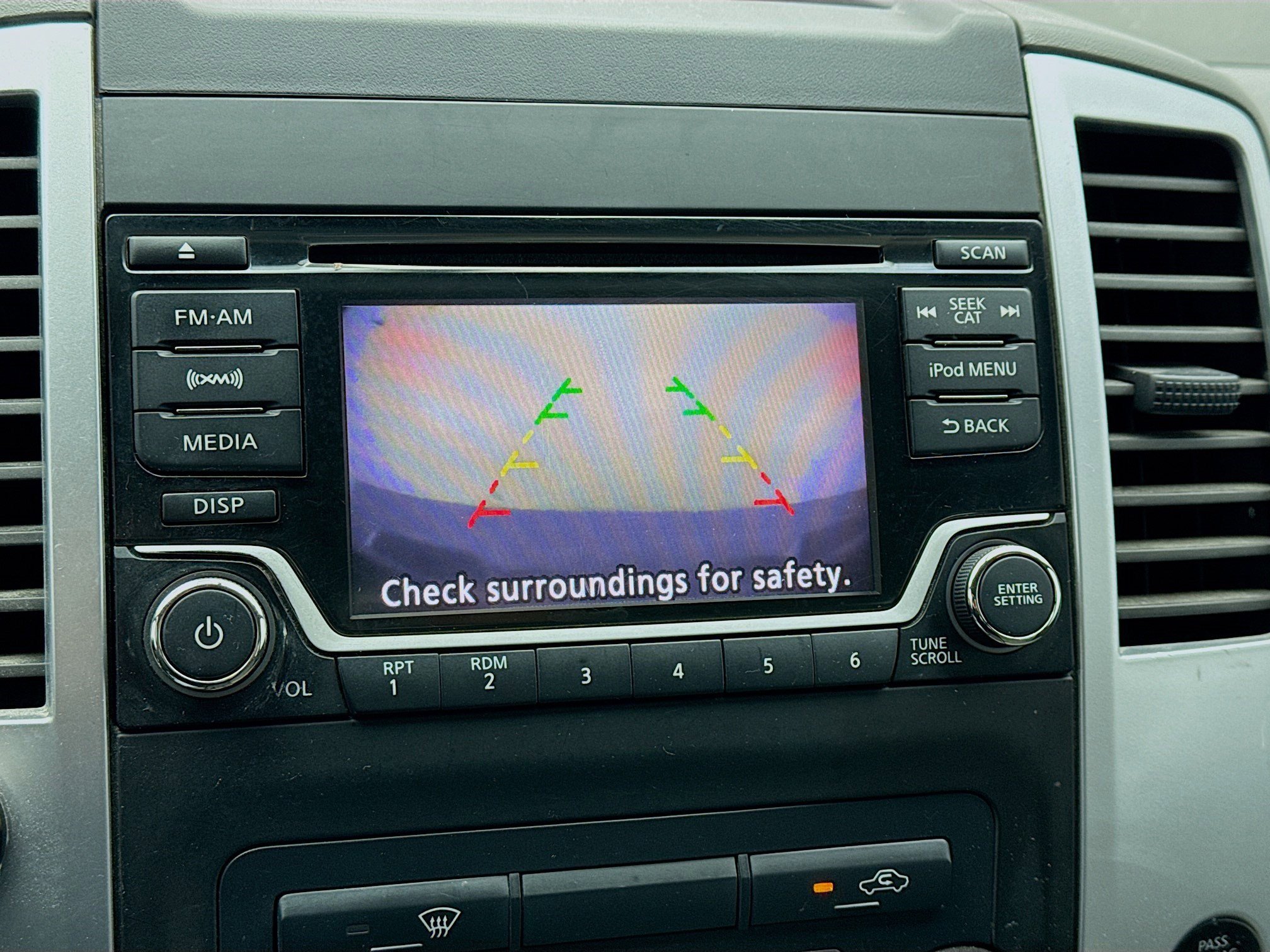 Used 2018 Nissan Frontier SV image 10