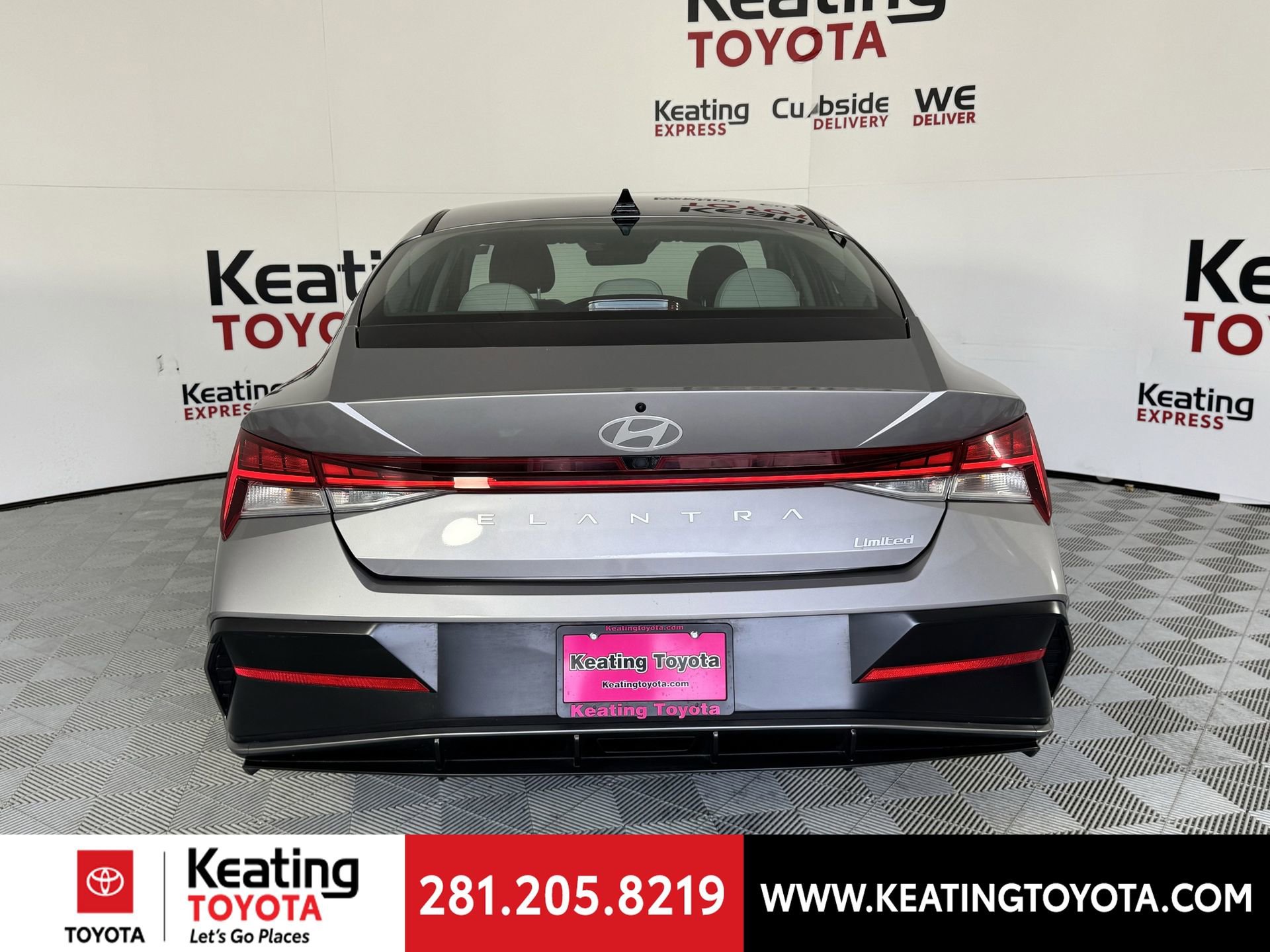 Used 2025 Hyundai Elantra Limited image 6