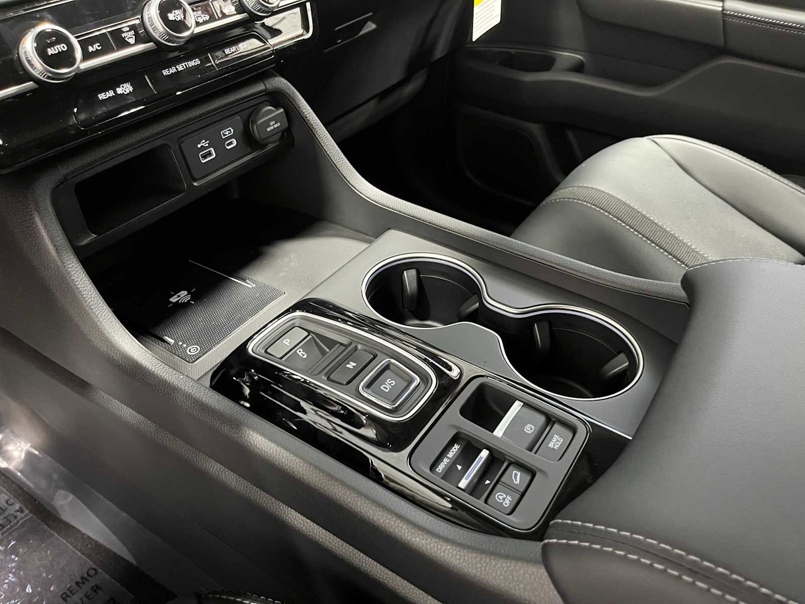 New 2025 Honda Pilot Touring image 20