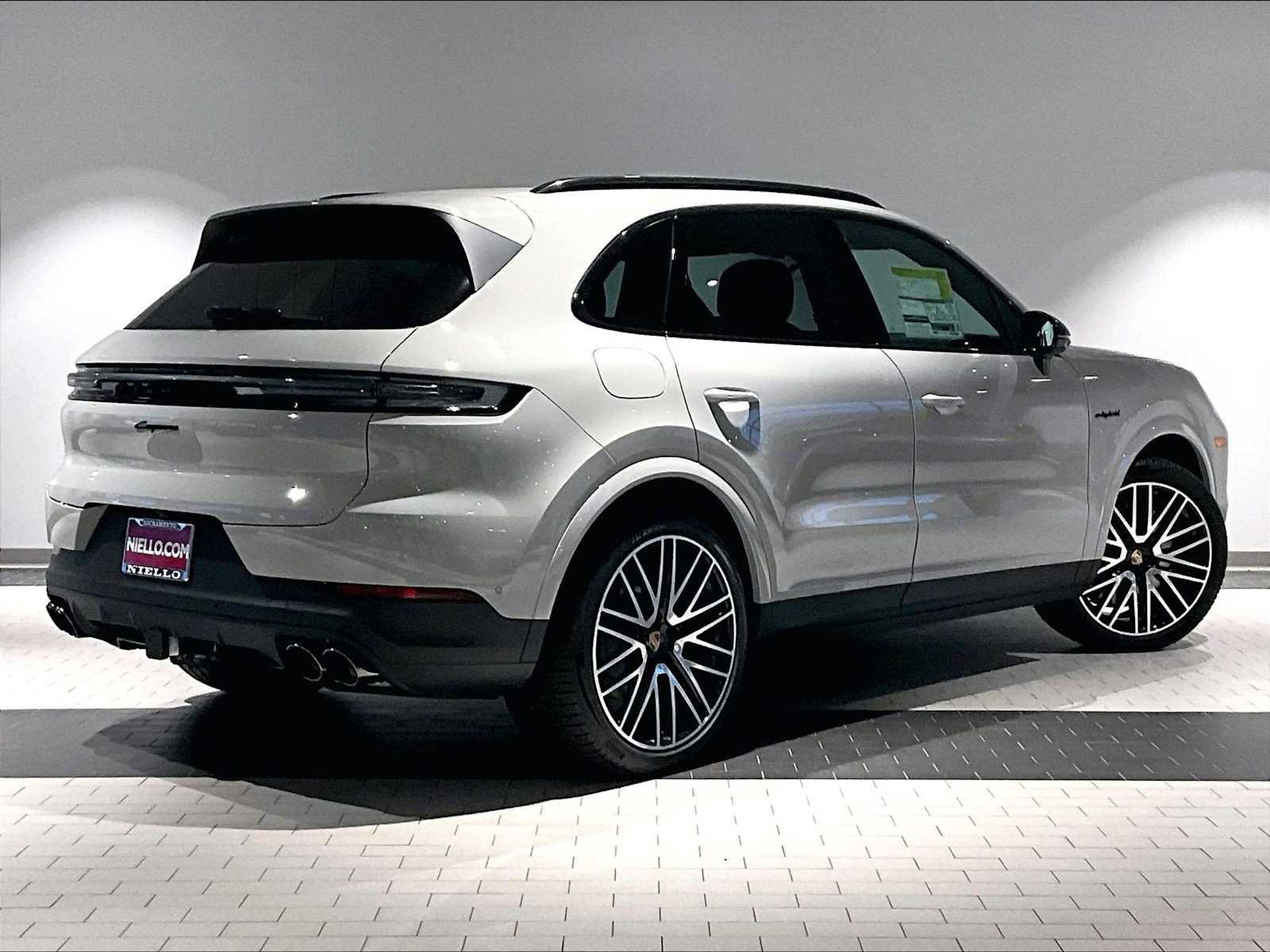 New 2026 Porsche Cayenne E-Hybrid image 7