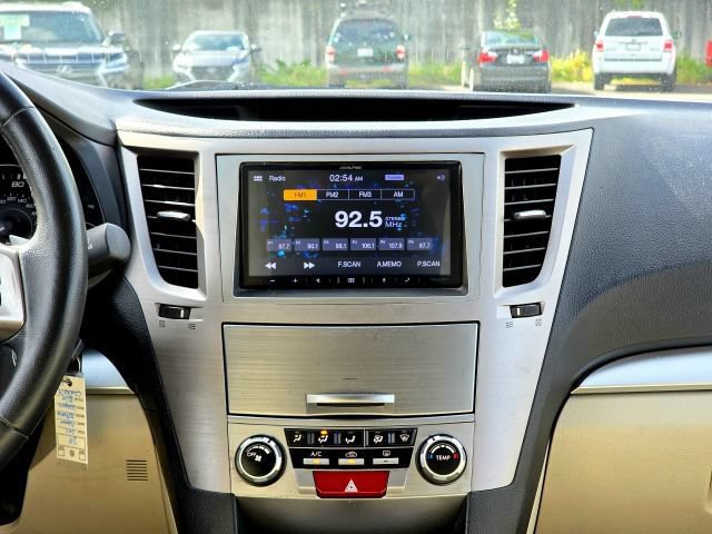 Used 2012 Subaru Outback 2.5i Premium w/ All-Weather Pkg AWD/4WD image 31