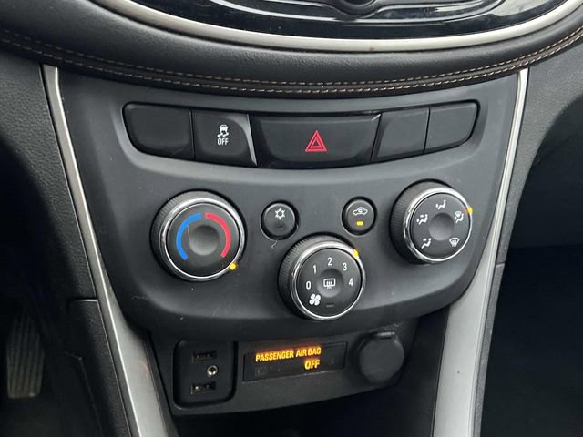 Used 2017 Chevrolet Trax LT w/ LT Convenience Package image 23