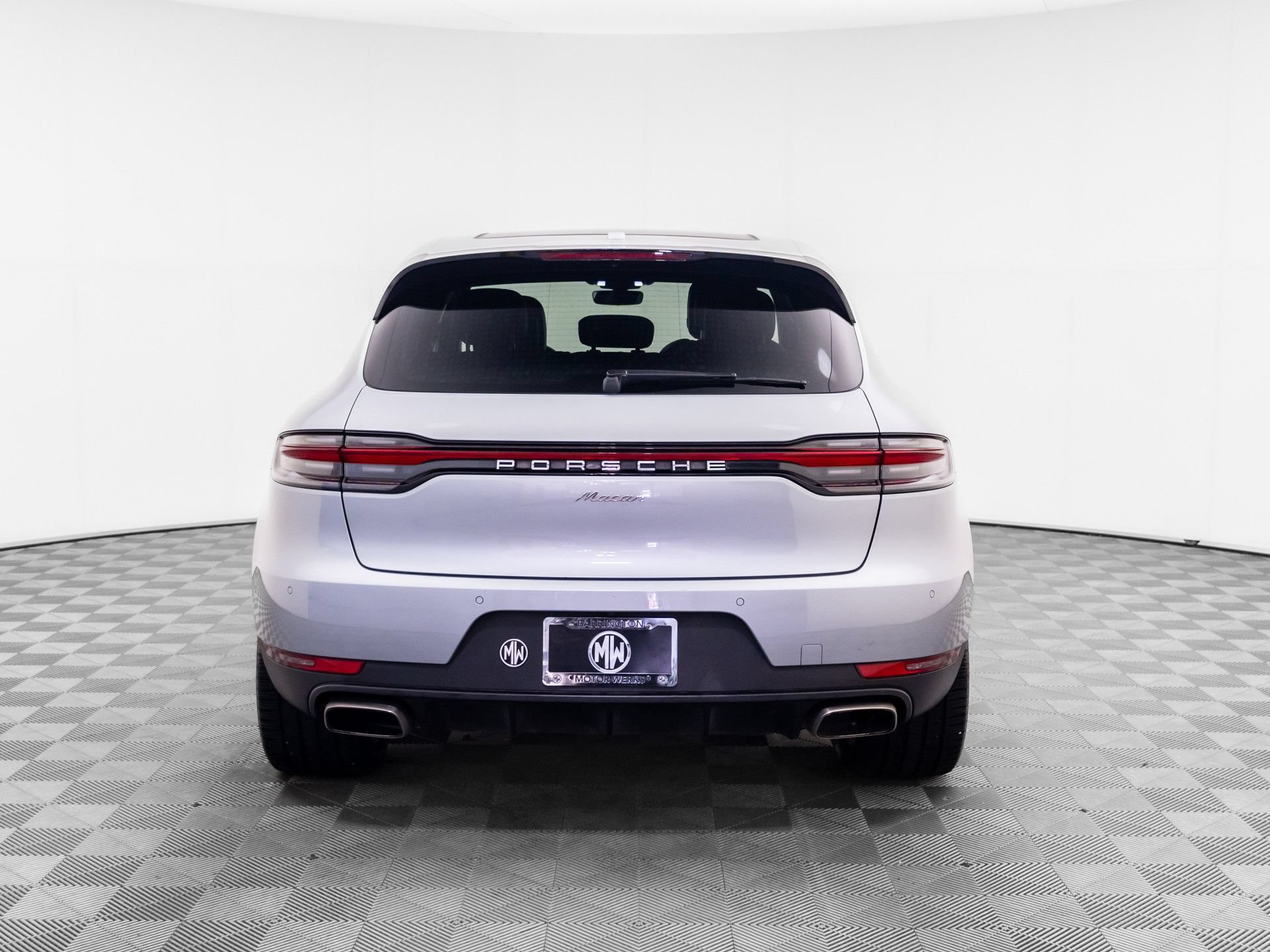 Used 2020 Porsche Macan AWD/4WD image 10