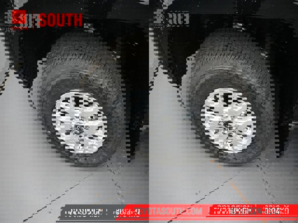New 2026 Toyota Tacoma SR5 image 33