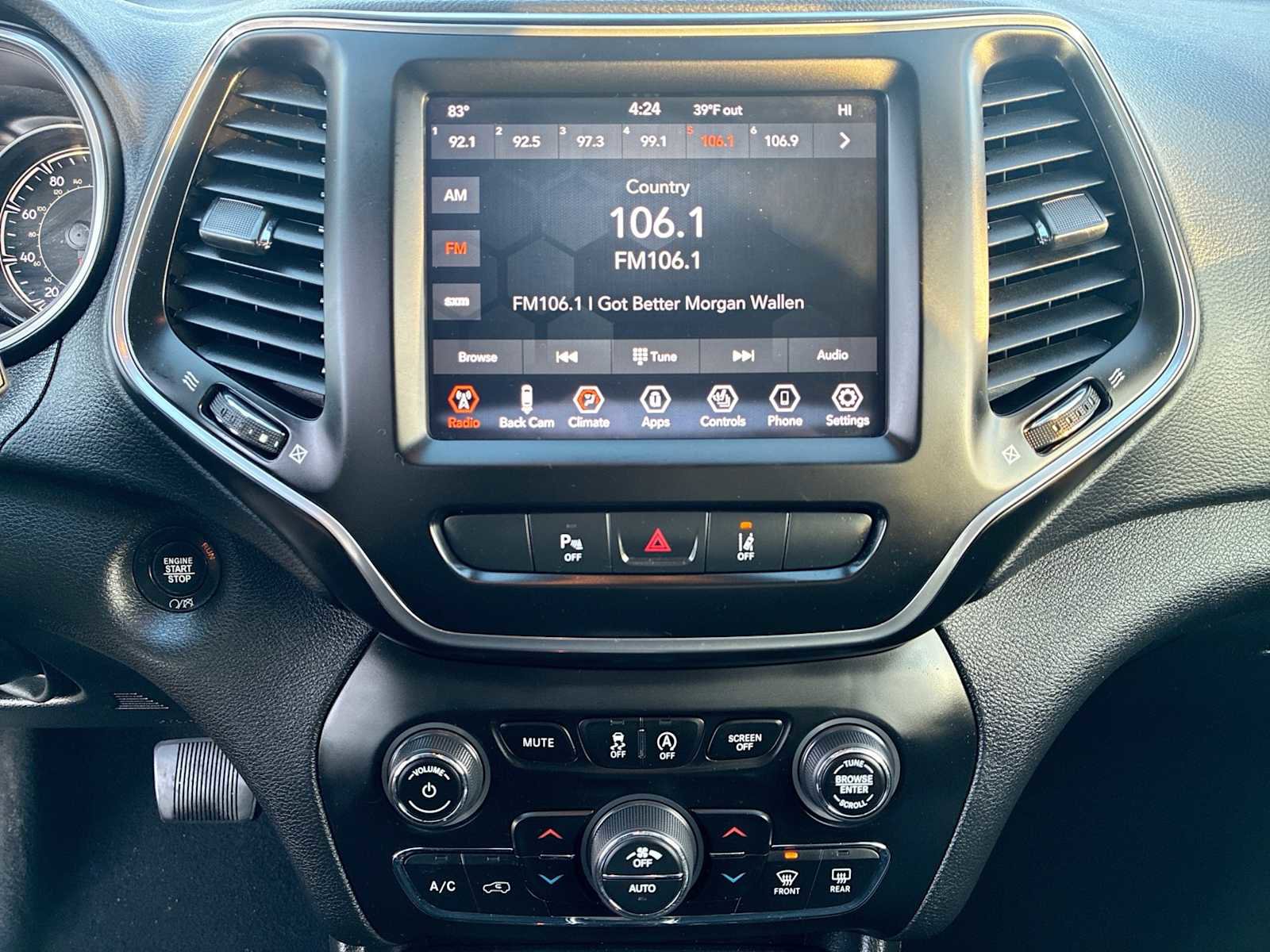 Used 2021 Jeep Cherokee Latitude Lux w/ Sun & Sound Group image 13