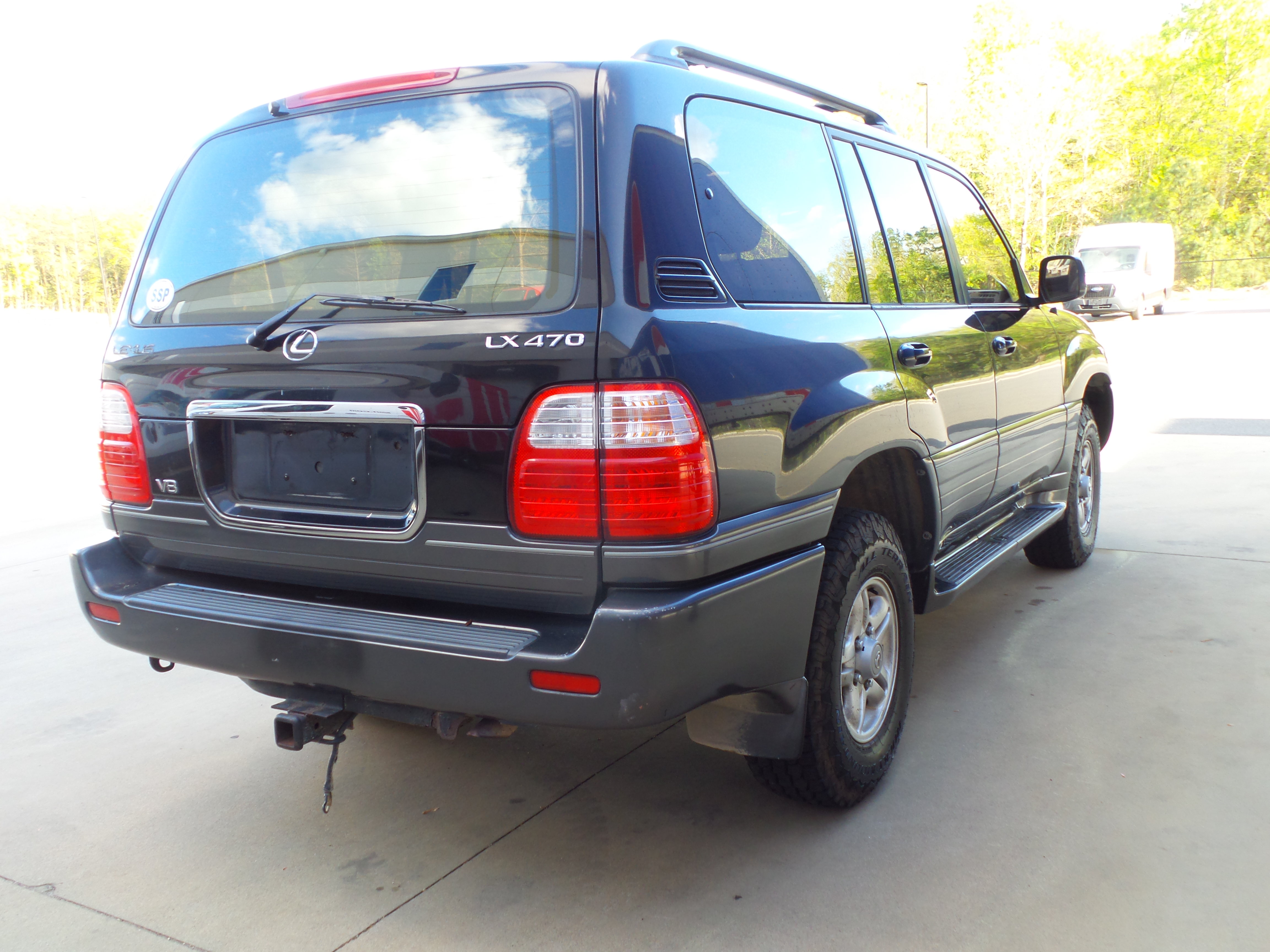 Used 1999 Lexus LX 470 4WD image 7