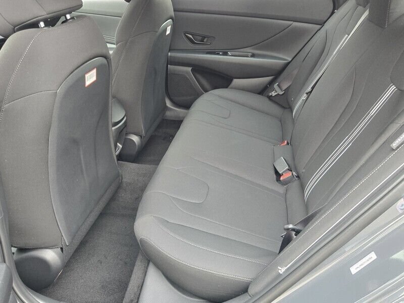 New 2026 Hyundai Elantra SEL Sport Premium FWD image 6