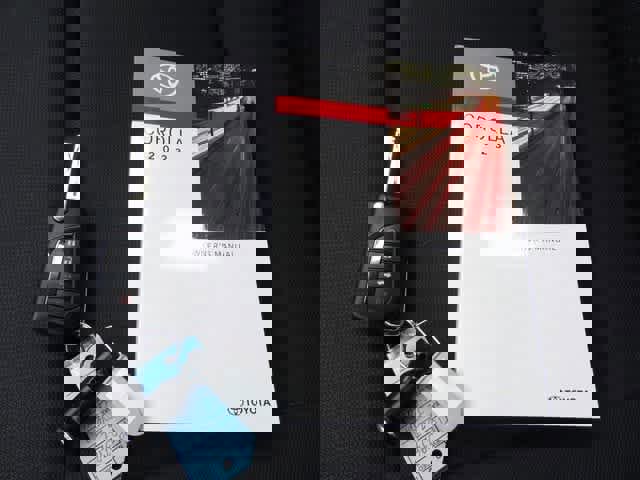 Used 2023 Toyota Corolla LE image 25