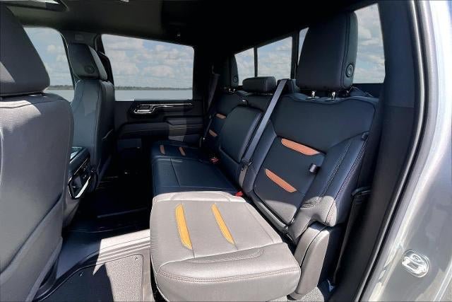 New 2026 GMC Sierra 2500 AT4 w/ AT4 Premium Plus Package AWD/4WD image 9