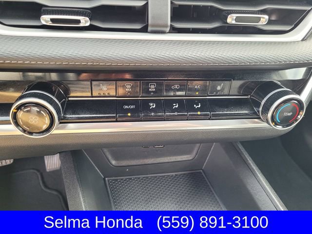 Used 2025 Chevrolet Equinox LT image 20