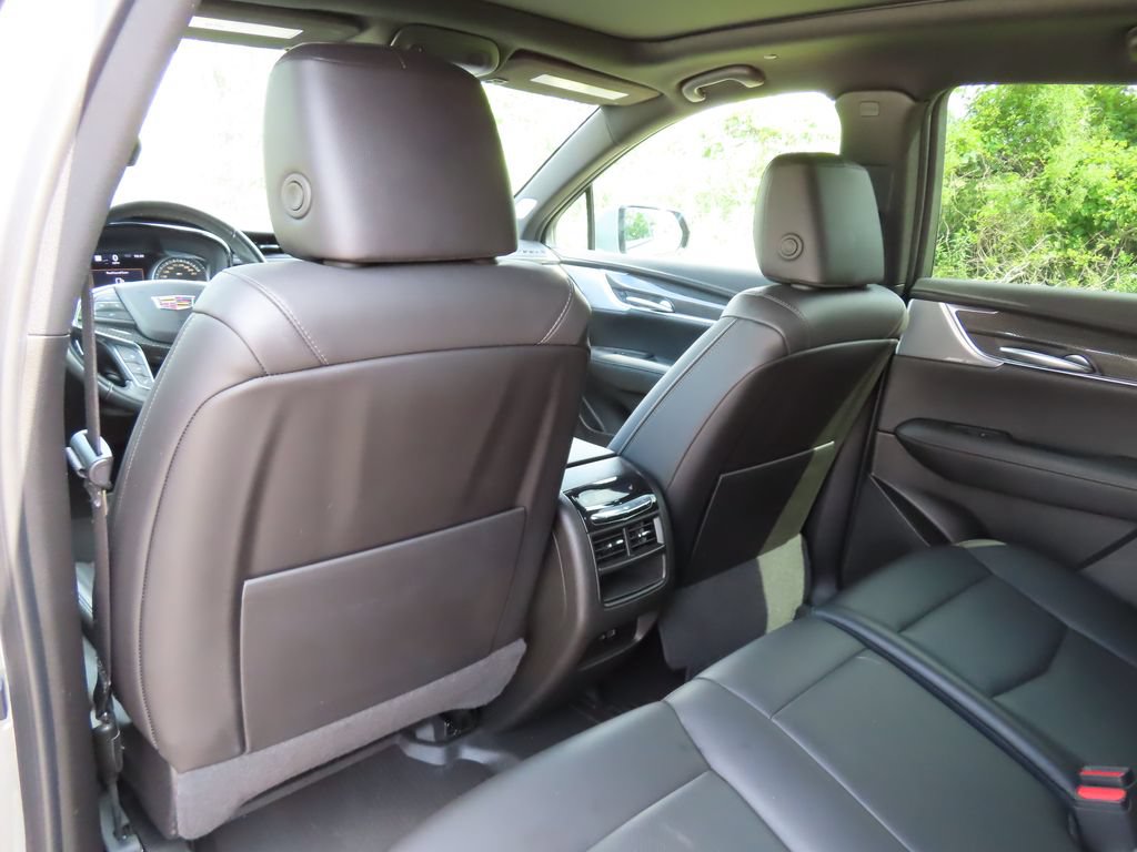 Used 2024 Cadillac XT5 Sportv w/ Technology Package AWD/4WD image 28