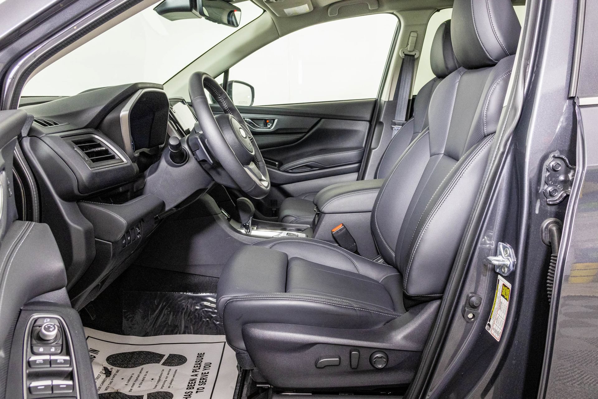 Used 2026 Subaru Ascent Limited AWD/4WD image 26