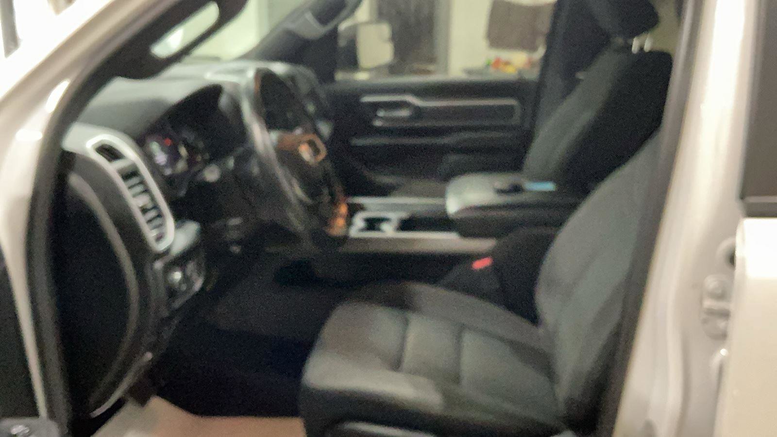 Used 2020 RAM 1500 Big Horn AWD/4WD image 11