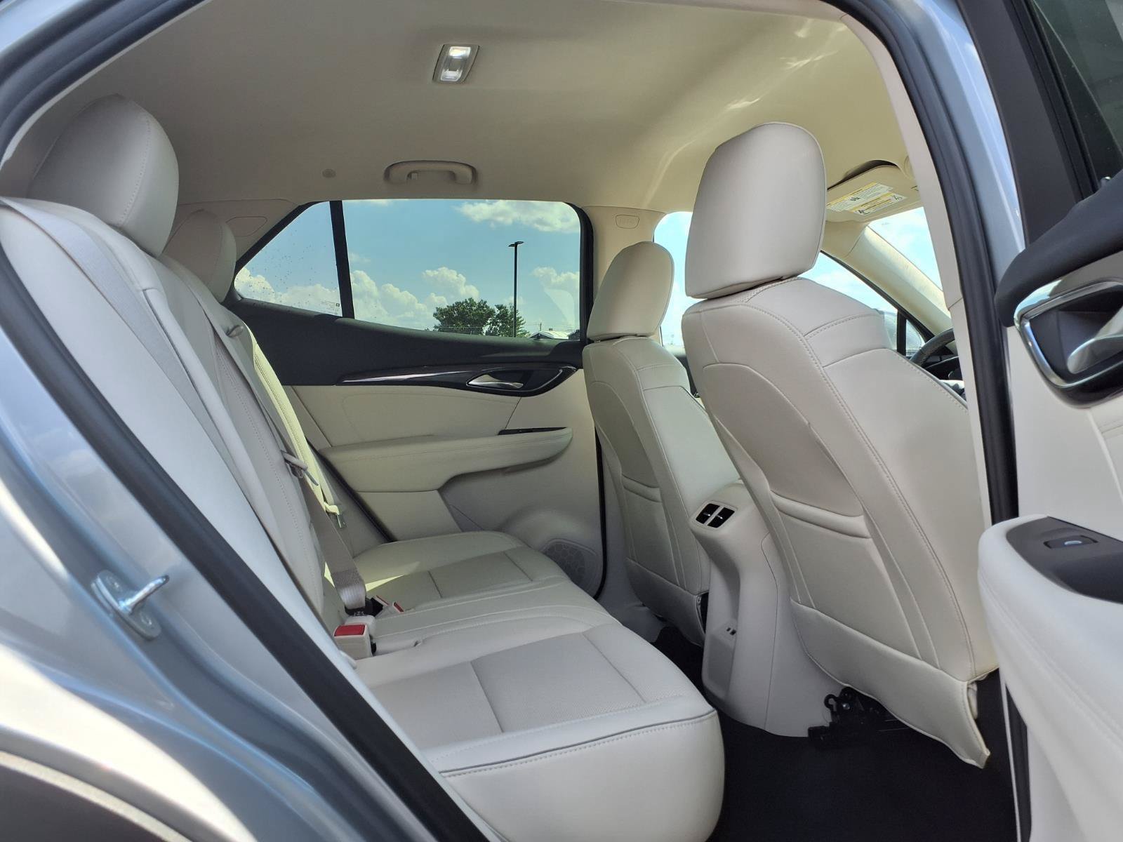 Used 2023 Buick Envision Essence AWD/4WD image 26